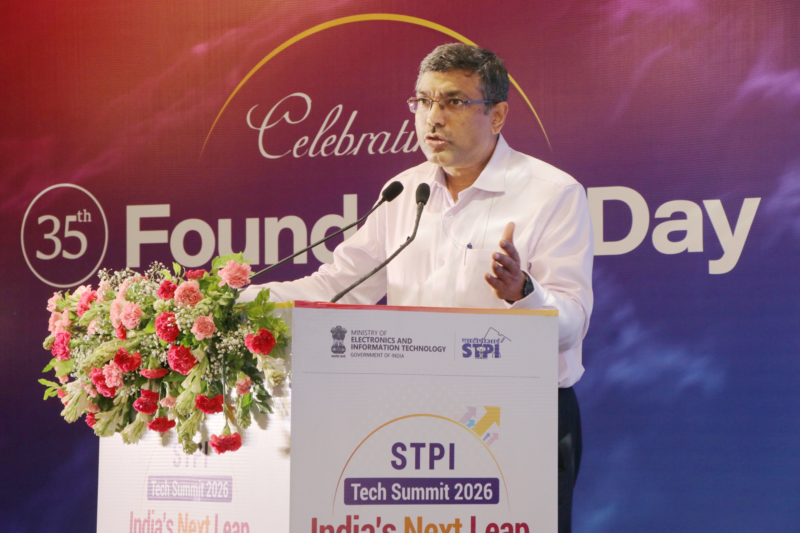 Photo of Shri S. Krishnan, Secretary, MEITY